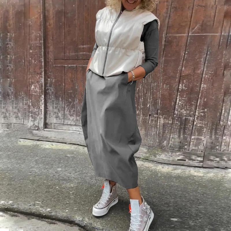 Elizabeth - Timeless Dress with Practical Sophistication