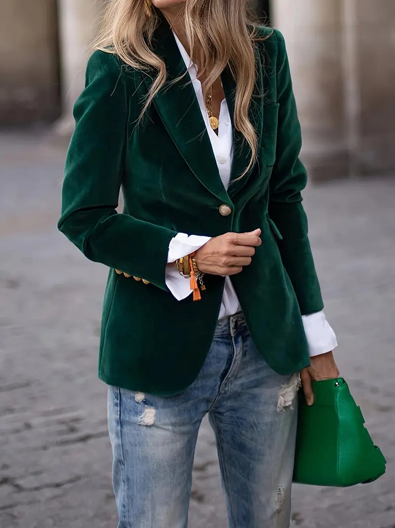 Savannah – Elegant Velvet Blazer