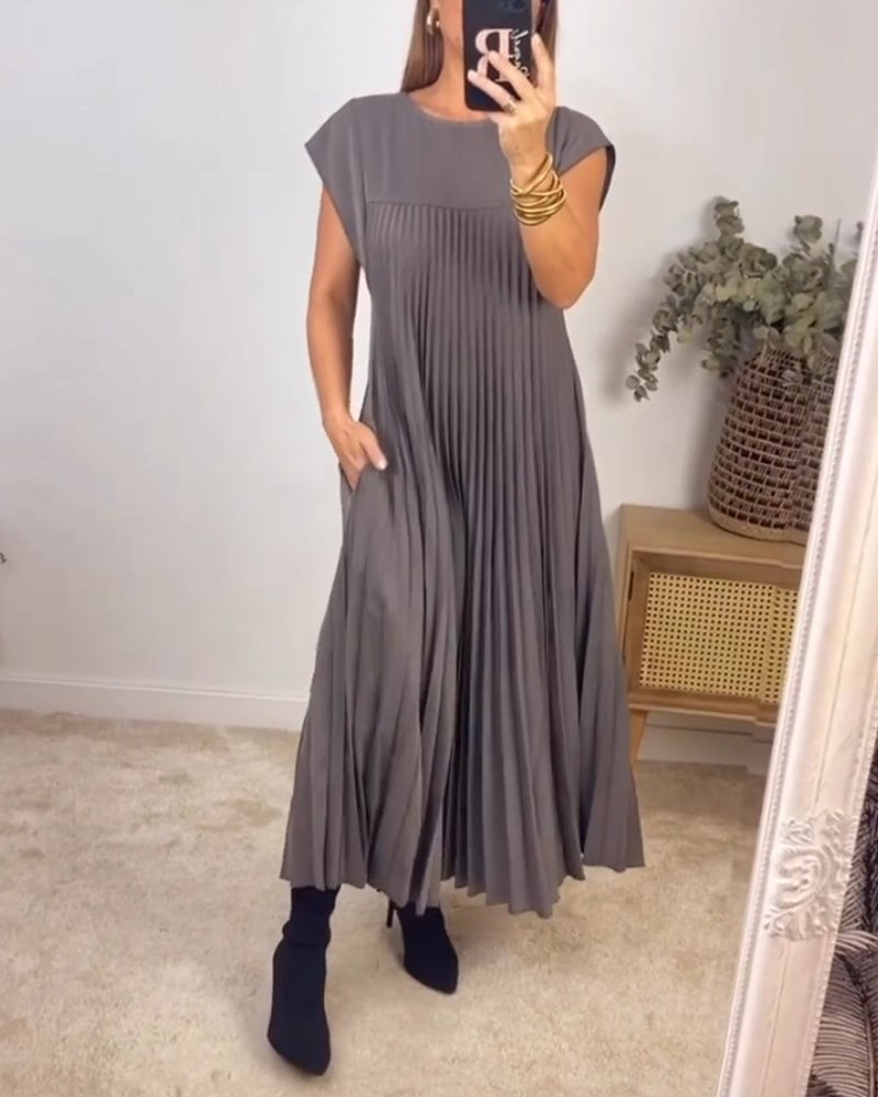 Women’s Short Sleeve Pleated Maxi Dress