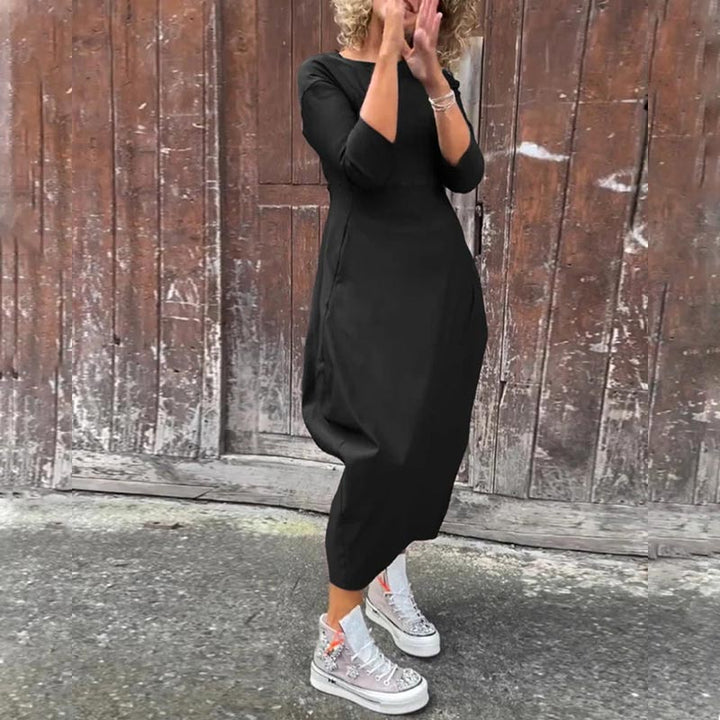 Elizabeth - Timeless Dress with Practical Sophistication