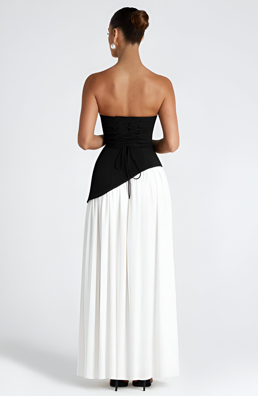 LOTTIE – RADIANT STRAPLESS EVENING GOWN