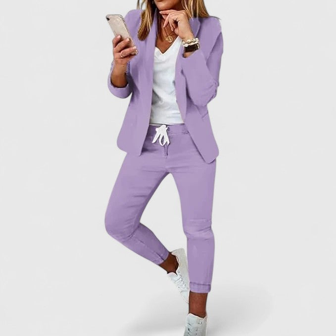 Sarynthi - Sophisticated Suit