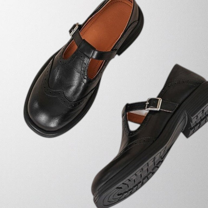 Clara - Timeless Mary Janes