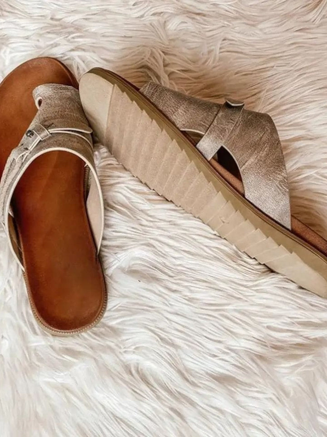 SURI – ORTHOPEDIC COMFORTABLE SANDALS