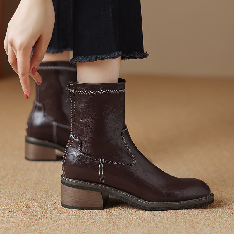 CLASSIC ANKLE BOOTS