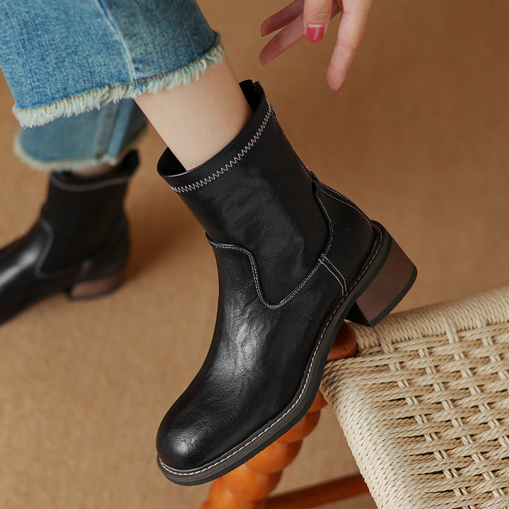 CLASSIC ANKLE BOOTS