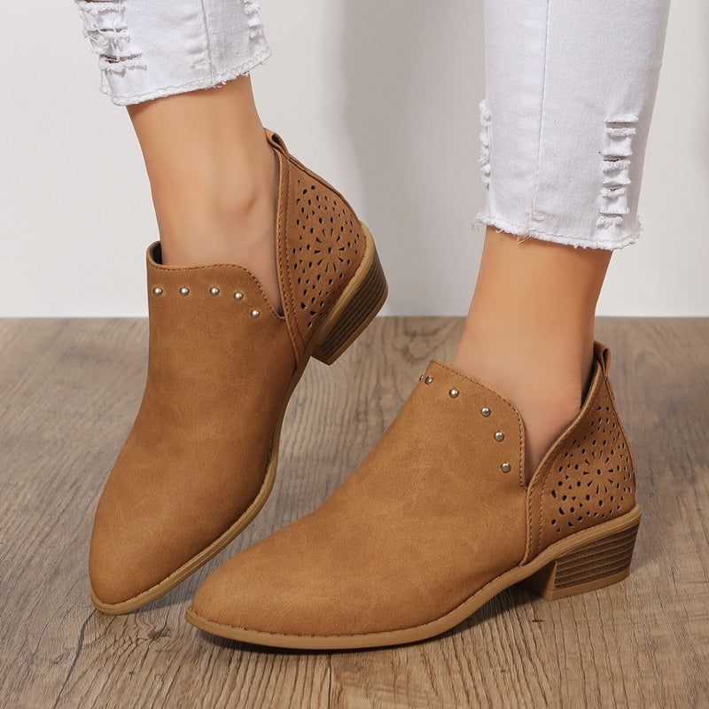 LOW CUT PERFORATED ANKLE BOOT