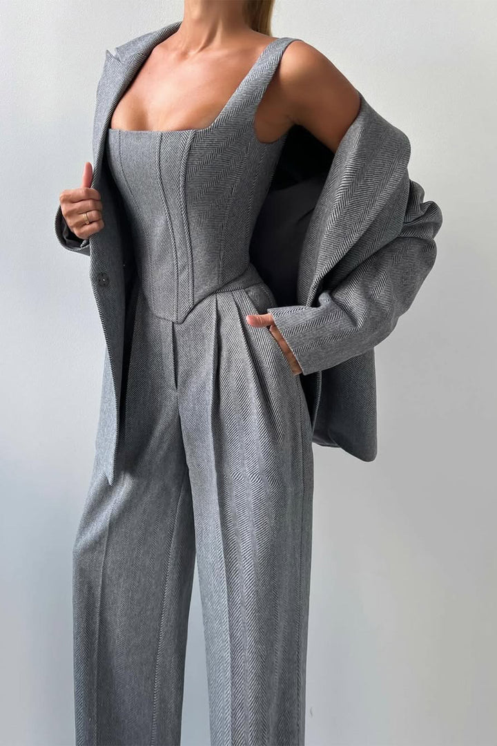 KIAVARA – THREE-PIECE SET WITH DOUBLE-BREASTED BLAZER