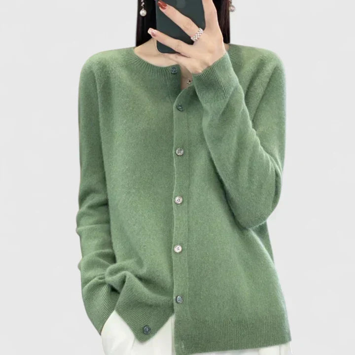 Sarah - Comfortable Cardigan
