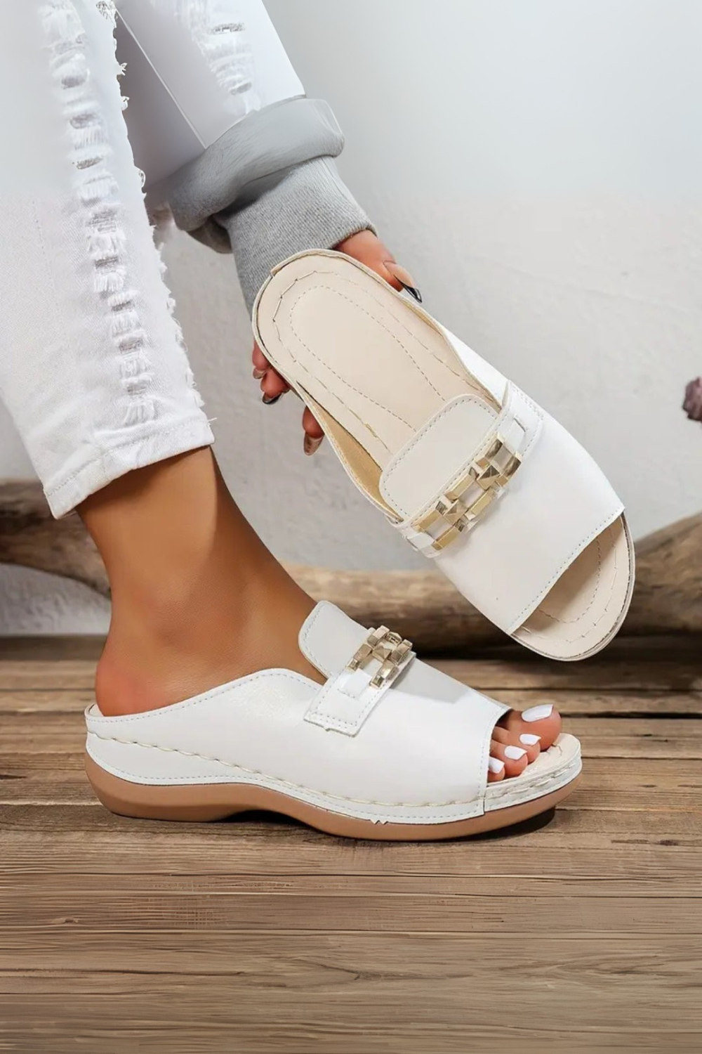 Brittany - Comfy Buckle Sandals