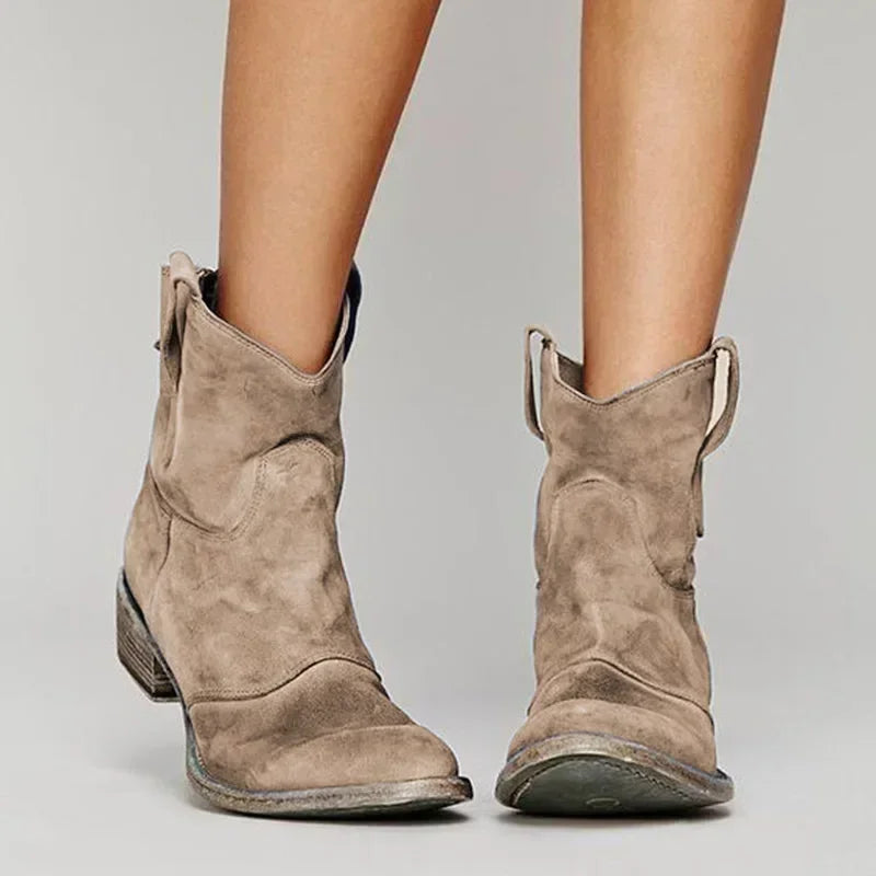 Camellia - Stylish Cowboy Boots