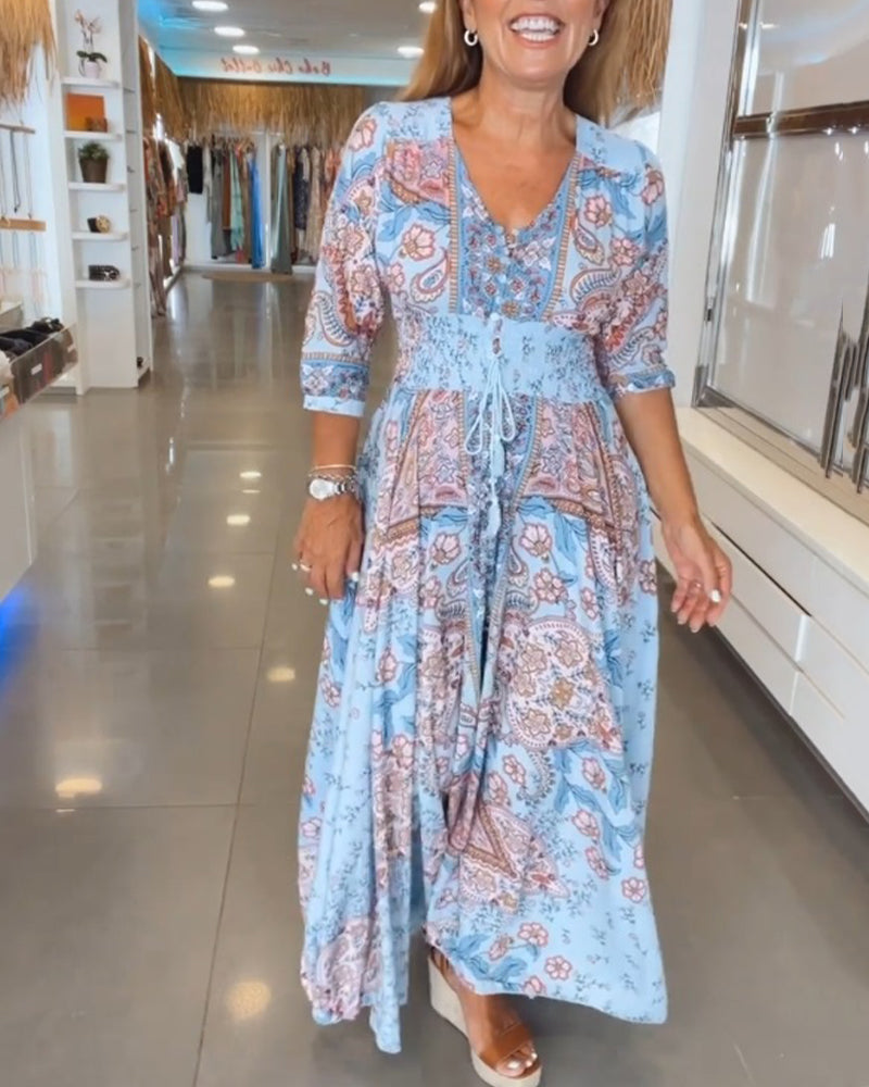 Mia – Elegant Holiday V-Neck Dress