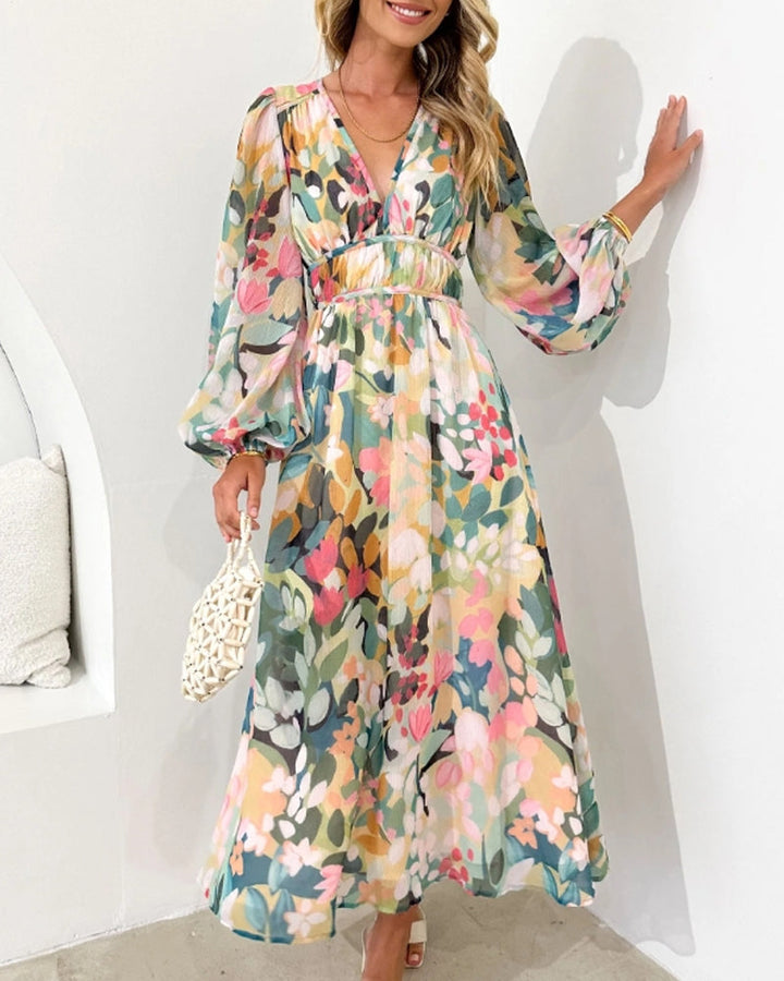 Lot - Elegant Floral Dress