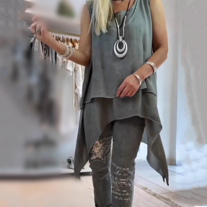 Ora - Women's Two-Piece Set: Sleeveless Top and Printed Trousers