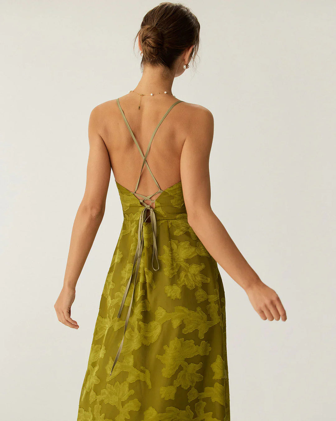 ELARA – JACQUARD SLIP BACKLESS MAXI DRESS